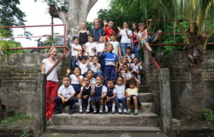 Estudiantes de la Escuela »La Esperanza« en Santo Domingo, Ometepe